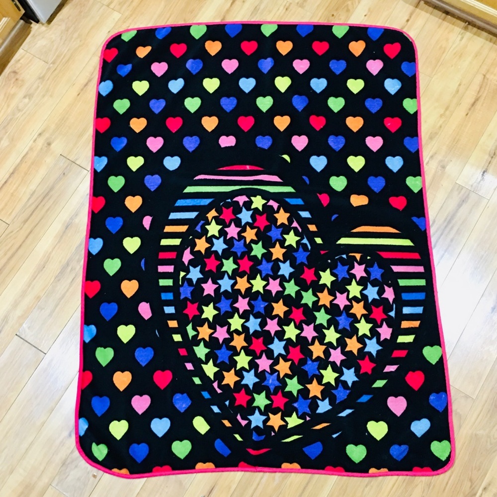 Cozy winter Little miss matched fleece heart blanket love